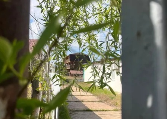 «БЕДБОЙЗ» — банкрот: в курортной Затоке на Одесчине продают базу отдыха с дискоклубом и баром (фото)